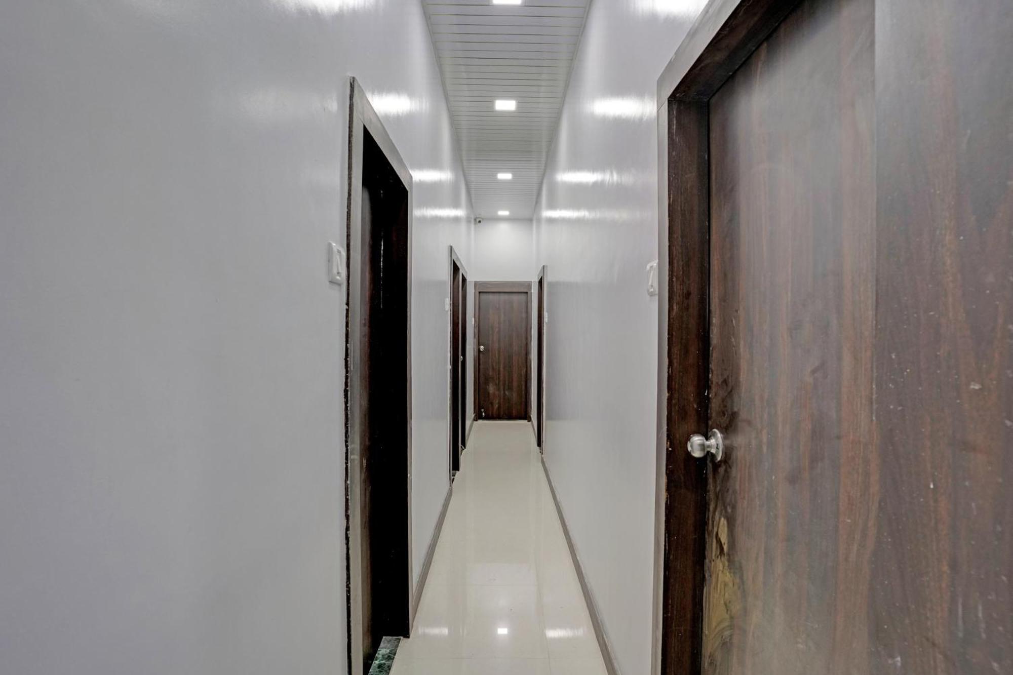 Hotel O Nithyanand ムンバイ エクステリア 写真