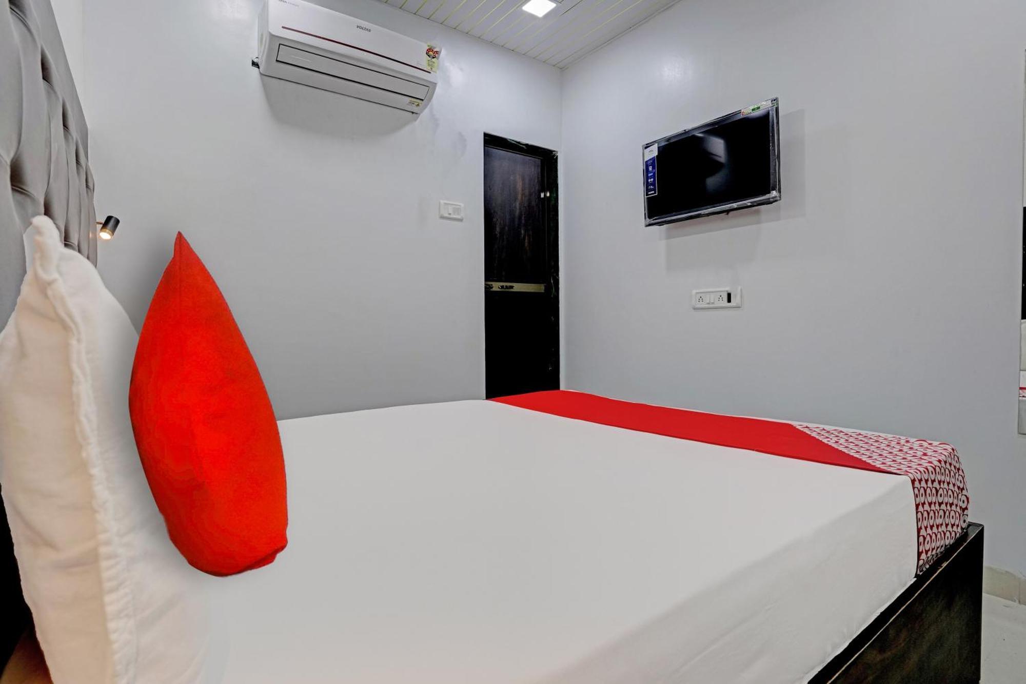 Hotel O Nithyanand ムンバイ エクステリア 写真